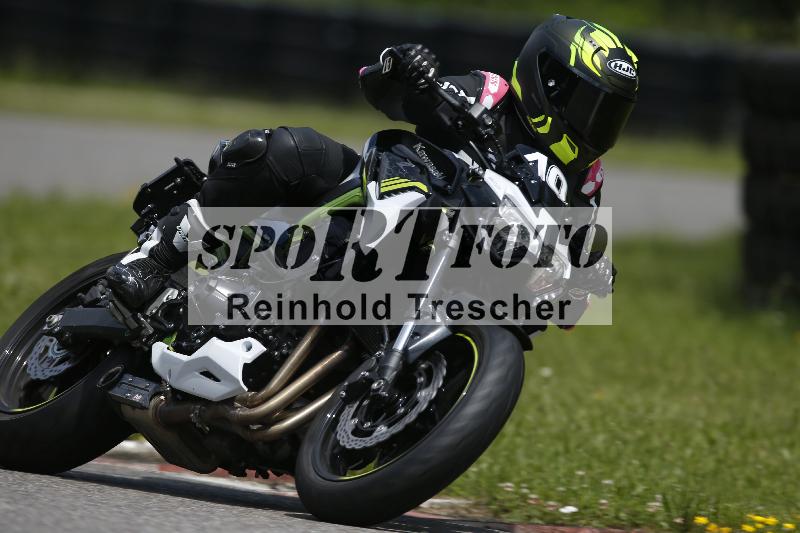 /Archiv-2024/29 12.06.2024 MOTO.CH Track Day ADR/Gruppe blau/10